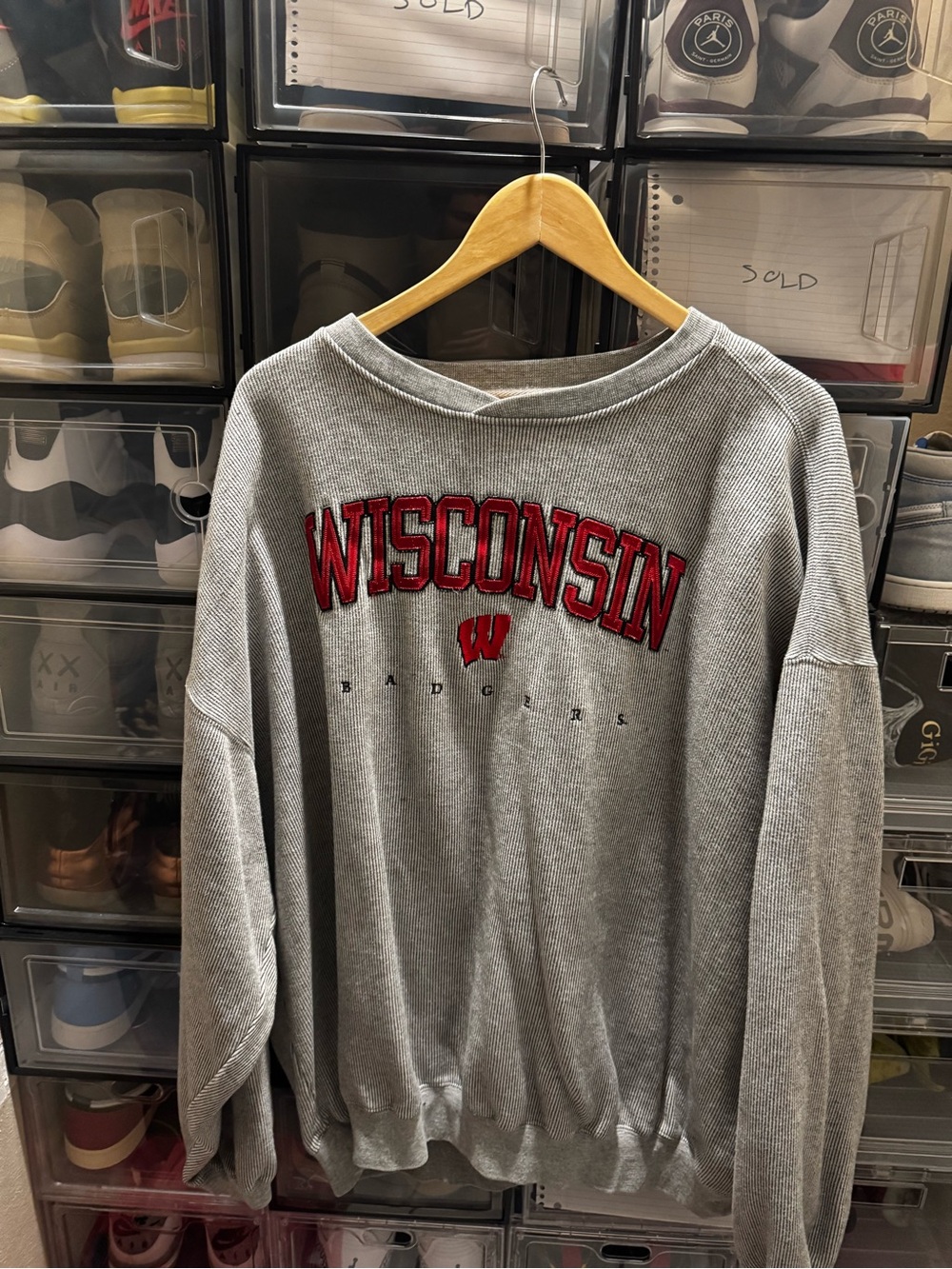 Wisconsin Badgers Grey Pullover Sweatshirt